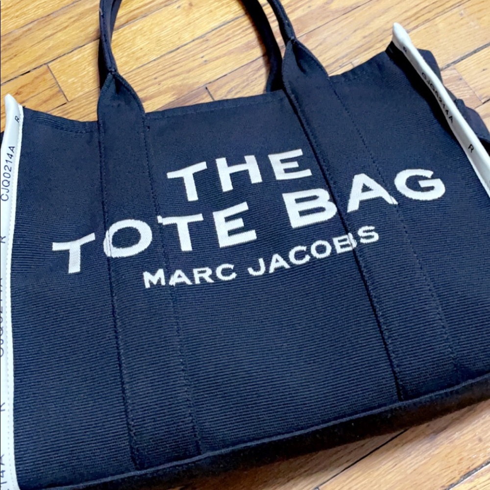 Marc Jacobs The Tote Bag